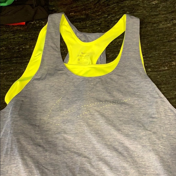 nike tank with built in sports bra